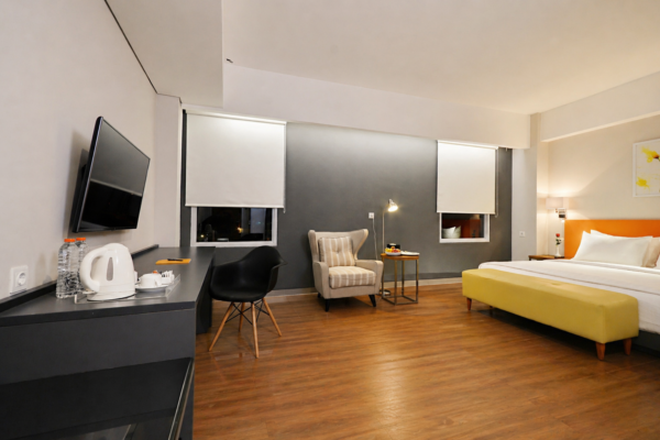 SUITE 9 SUITE 9